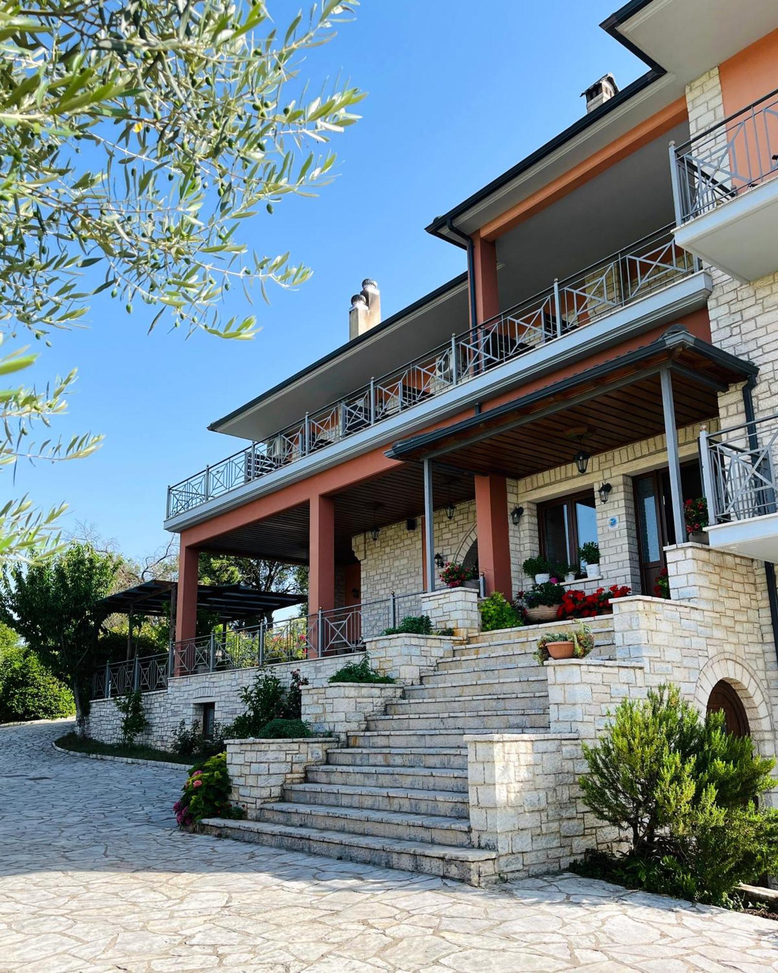 Agnanti Zitsas Hotel Esterno foto
